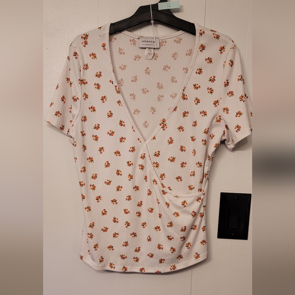 Floral Ribbed Shirt Size XL
